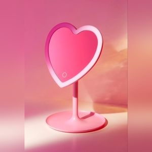 Mirror LED Lighted Makeup Heart Shaped